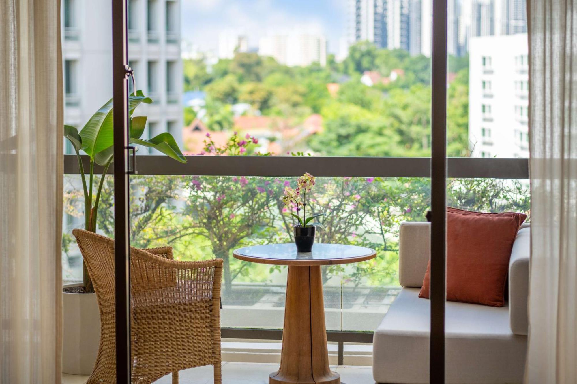Conrad Singapore Orchard Exterior foto